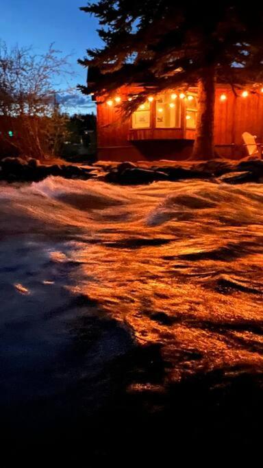 Thorpe On The Water. Creekside Nederland Cabin. Екстер'єр фото
