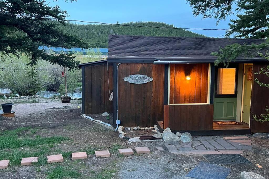 Thorpe On The Water. Creekside Nederland Cabin. Екстер'єр фото